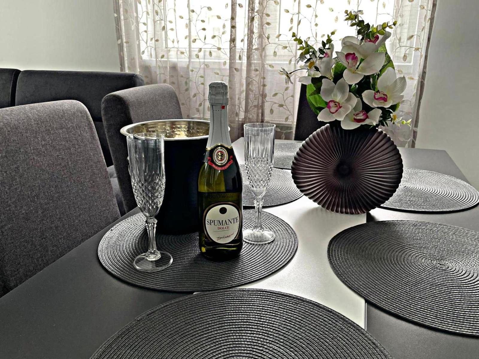 Apartment Prestige Palace Bukarest